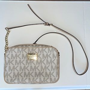 Michael Kors crossbody